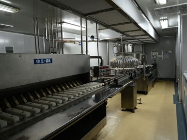 玻璃瓶羞羞漫画官网二车间